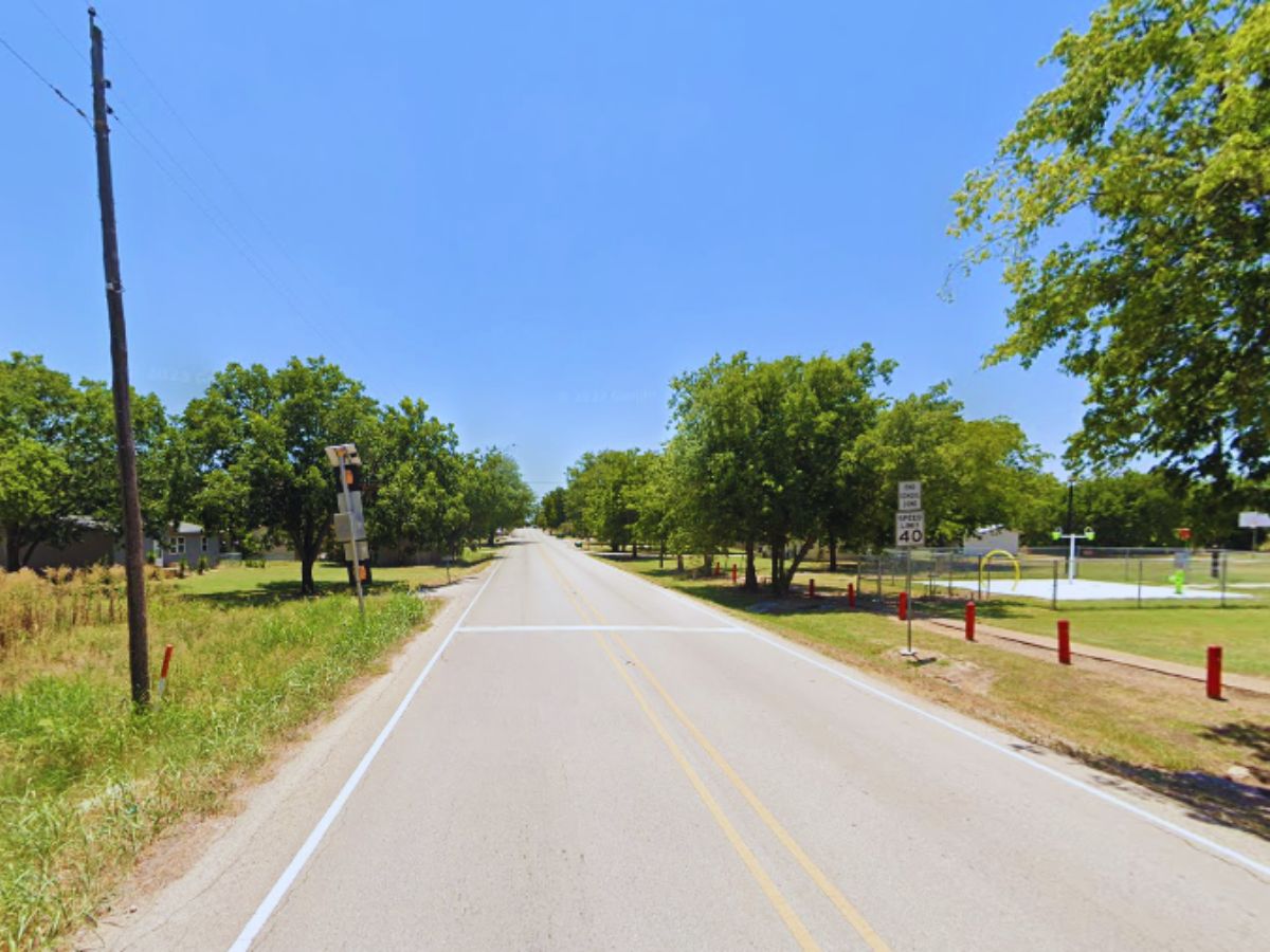 Oglesby Park Rd, Oglesby, TX