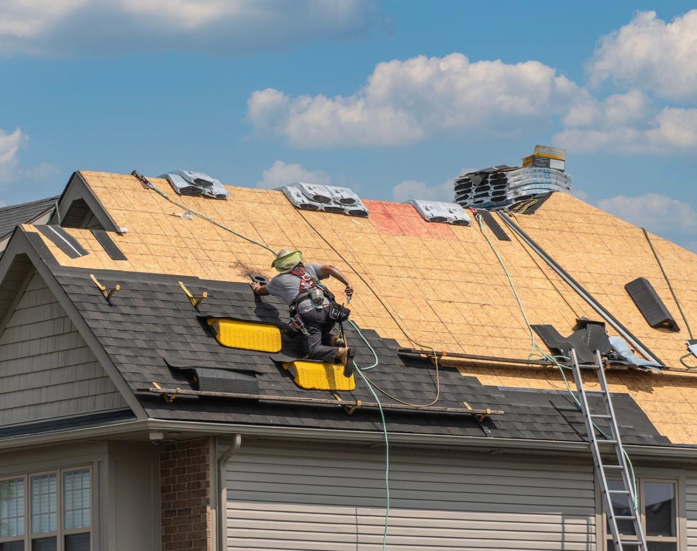 Dependable roofing company in Whitney, TX offering residential and commercial roofing services