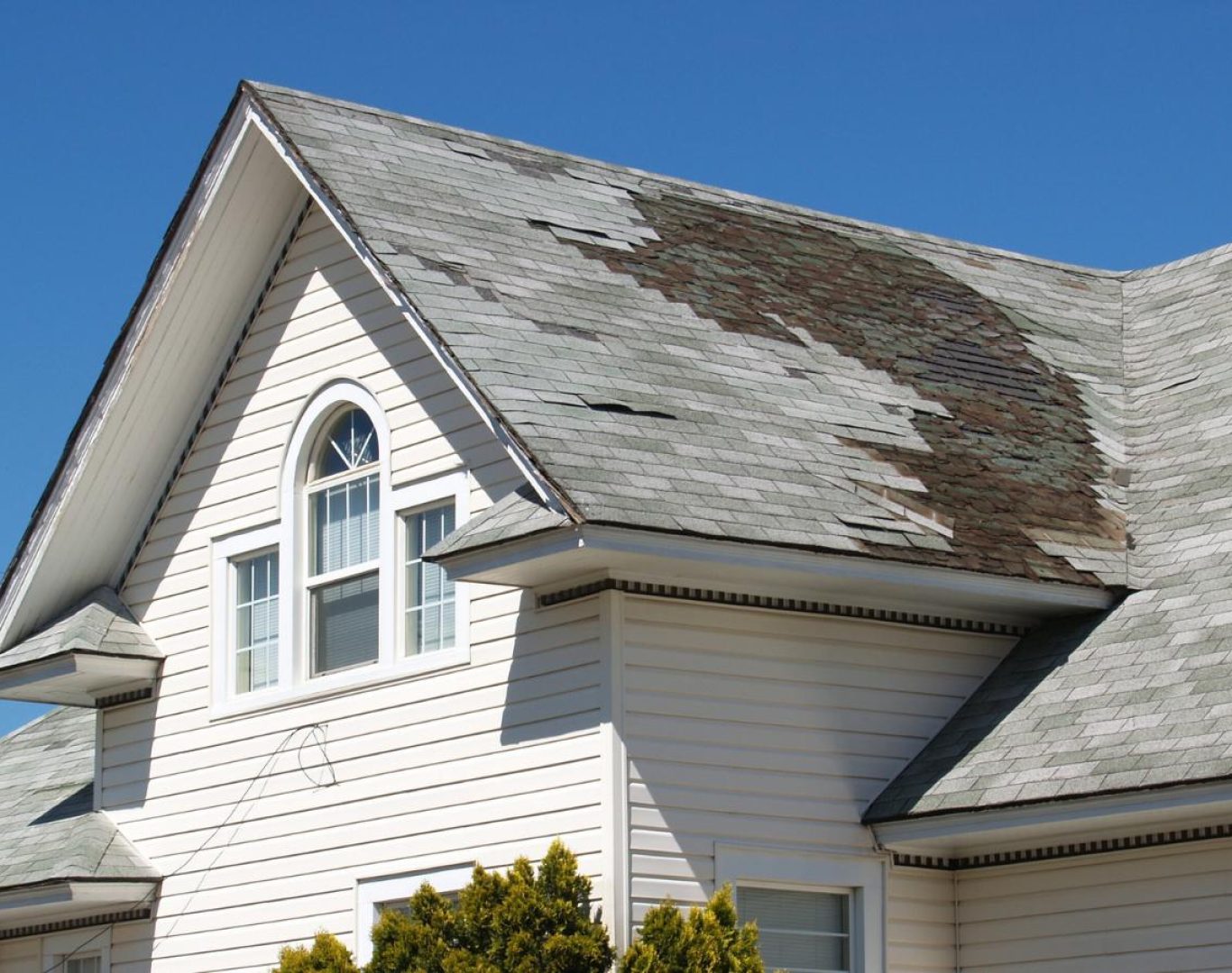 Professional roof repair in Belton, TX fixing leaks and storm damage
