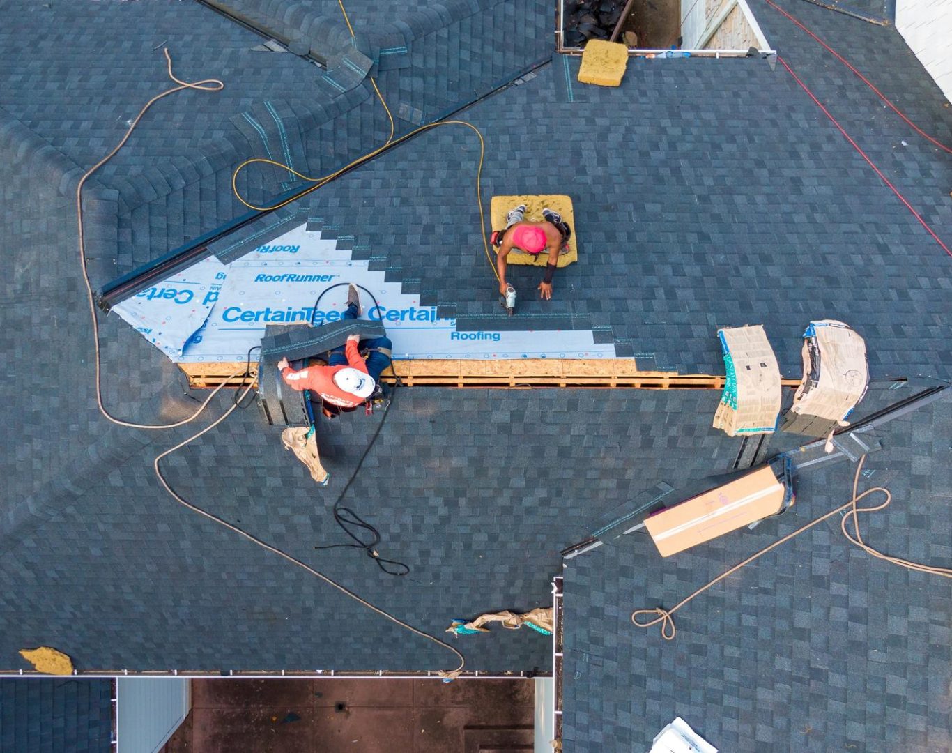 Professional roofing company in McLennan County, TX for residential and commercial roofs
