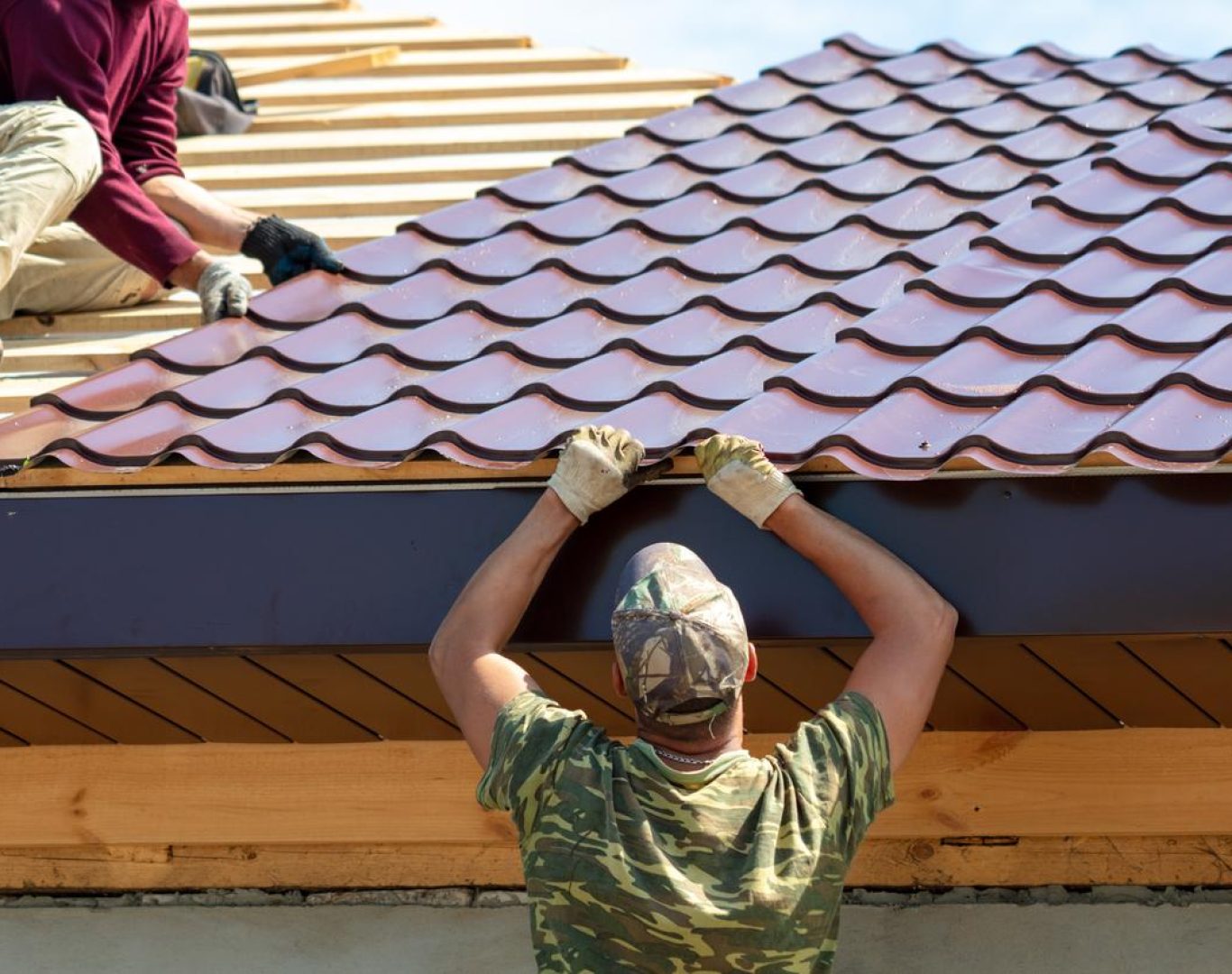 Reliable roofing company in Bellmead, TX offering residential roofing services