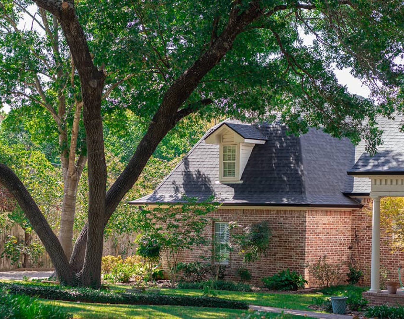 Roofing Replacement Near Me